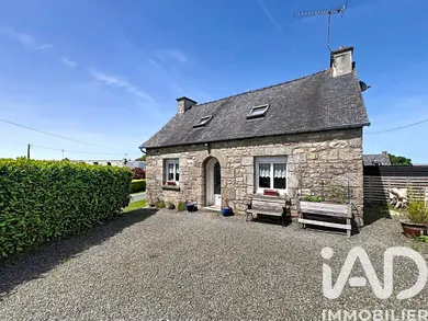 Maison de campagne à Bourbriac (22390)