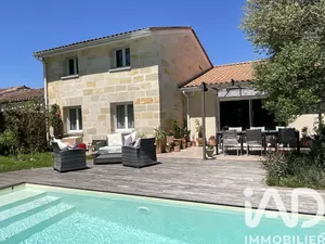 Maison traditionnelle à Parempuyre (33290)