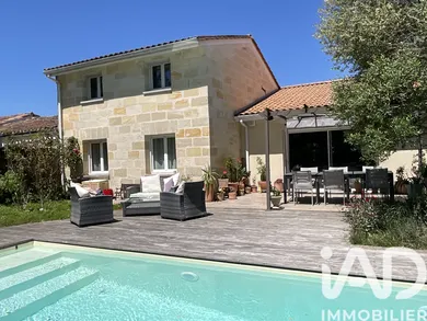 House in Parempuyre (33290)