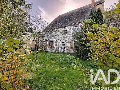 Maison de village à Herment (63470)