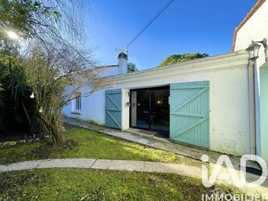 Park home in Jau-Dignac-et-Loirac (33590)