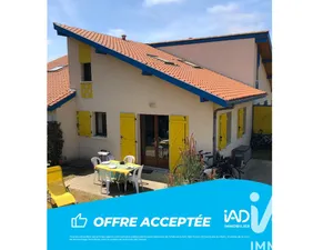 Maison à Saint-Julien-en-Born (40170)