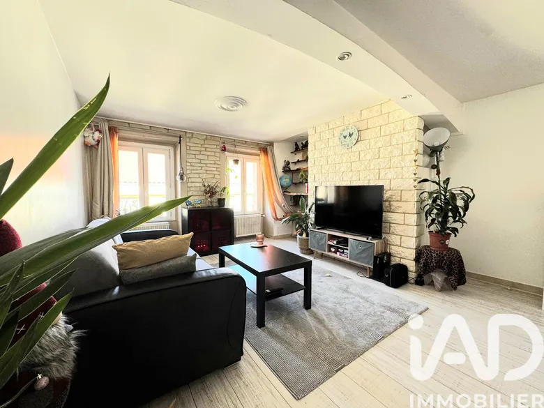 Appartement 3 pièces 70 m² · à Saint-Étienne · 70 m² · 85 000 €
