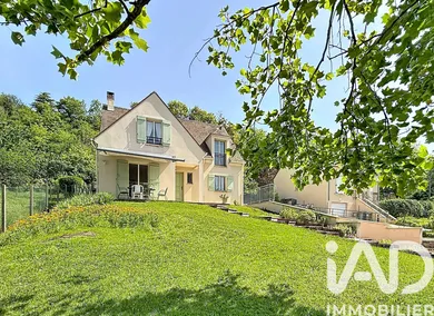 Maison à Vaux-sur-Seine (78740)