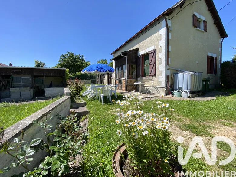 Maison 5 pièces 103 m² · à Villentrois · 103 m² · 96 000 €