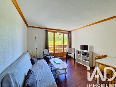 Apartment in Besse-et-Saint-Anastaise (63610)