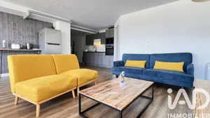 Apartment in La Rochelle (17000)