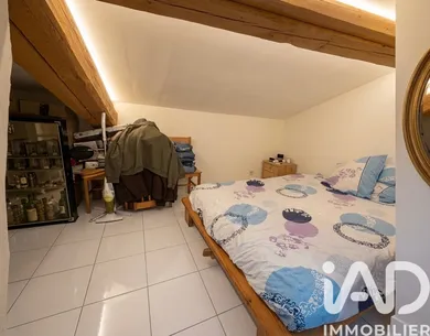 Apartment in Bordeaux (33800)