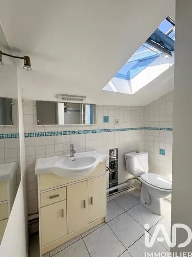 Apartment in Bordeaux (33800)