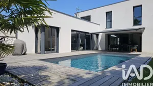 Maison à SAINT PHILBERT DE GRAND LIEU (44310)