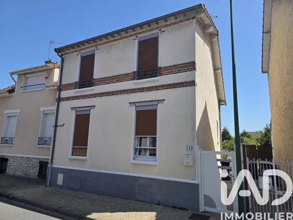 Maison de ville à Bray-sur-Seine (77480) photo 2