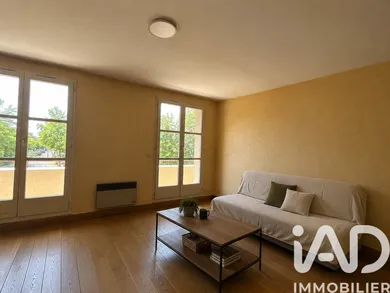 Appartement à Mantes-la-Jolie (78200)