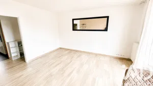 Apartment in Viry-Châtillon (91170)