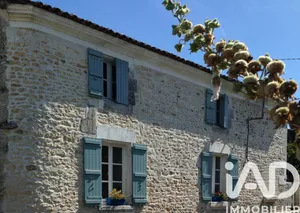 Village house in Geay (17250)