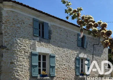 Maison de village à Geay (17250)