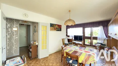 Apartment in Nanterre (92000)