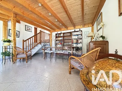 Maison d'architecte à Serrières-sur-Ain (01450)