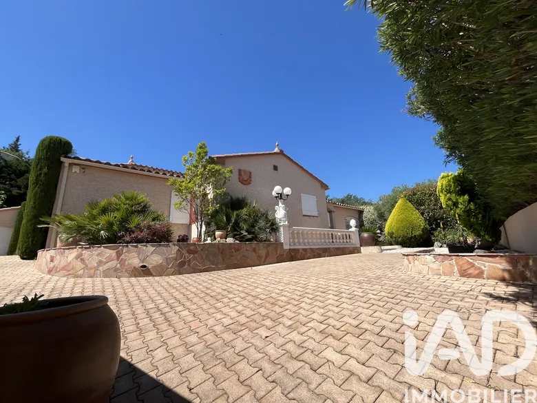 Maison 7 pièces 226 m² · à Reynès · 226 m² · 561 000 €