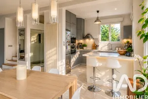 House in Marly-le-Roi (78160)