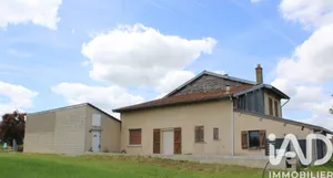 Maison de campagne à Possesse (51330)
