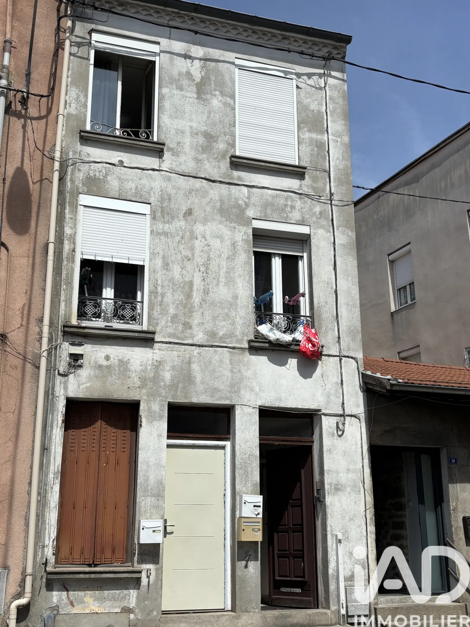 Vente immeuble 181 m² à Rive-de-Gier (42800) - 2028244 — 2