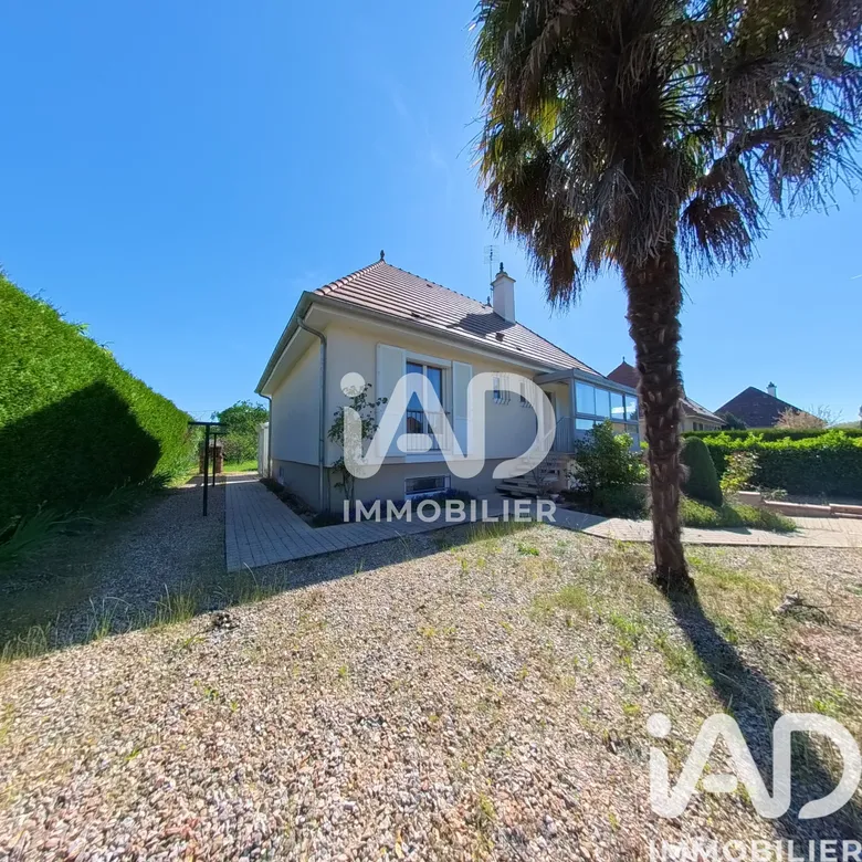 Maison 4 pièces 85 m² · à Mehun-sur-Yèvre · 85 m² · 155 875 €
