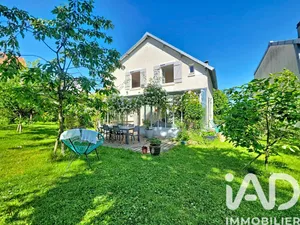 House in Marly-le-Roi (78160)