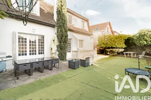 Maison traditionnelle à Maisons-Alfort (94700)