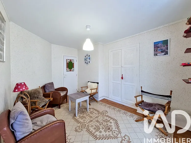 Maison 6 pièces 158 m² · à Besse-Et-Saint-Anastaise · 158 m² · 305 000 €