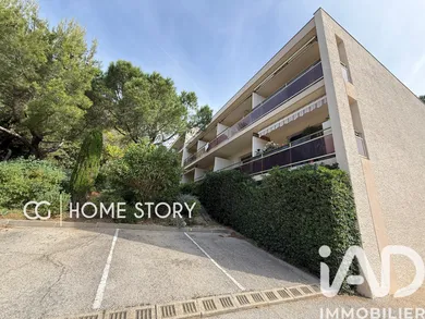 Apartment in Six-Fours-les-Plages (83140)