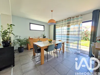 Townhouse in Les Sorinières (44840)