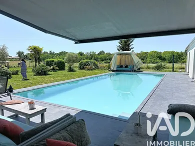 House in Carignan-de-Bordeaux (33360)