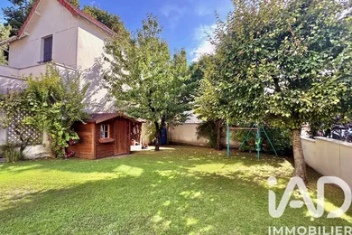House in Suresnes (92150)