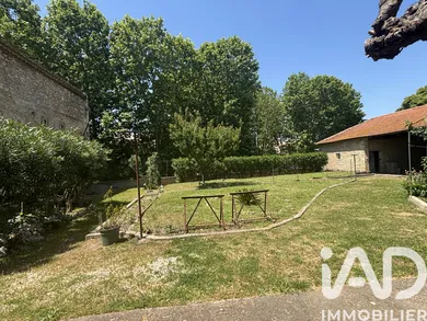 Townhouse in Poussan (34560)