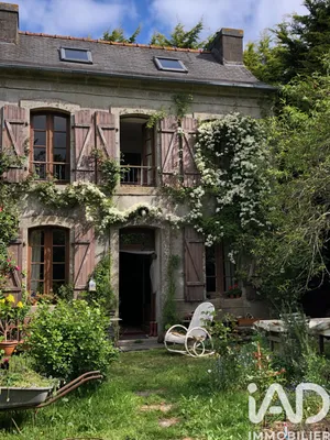 Park home in Saint-Ségal (29590)
