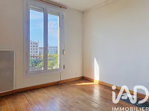 Apartment in Joinville-le-Pont (94340)