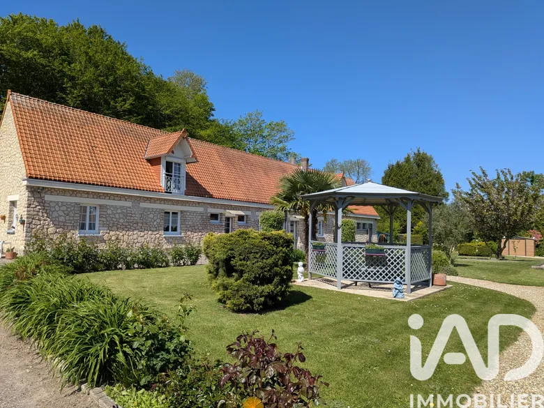Maison 8 pièces 175 m² · à Brametot · 175 m² · 332 000 €