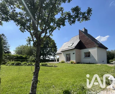 Architectural house in Pleslin-Trigavou (22490)