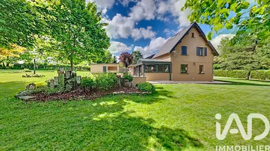 Maison d'architecte à Lastic (63760)