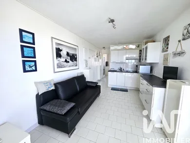 Apartment in Frontignan (34110)