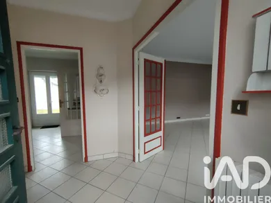 Maison de ville à Connerré (72160)