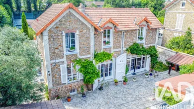 Mansion in Lagny-sur-Marne (77400)