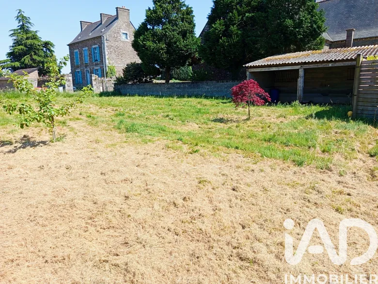 Terrain à Miniac-sous-Bécherel (35190) · 53 000 €