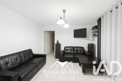 Apartment in Bobigny (93000)