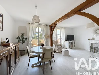 Apartment in Villeurbanne (69100)
