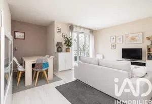 Apartment in Combs-la-Ville (77380)