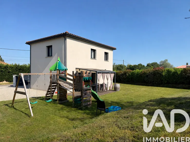 Maison 5 pièces 145 m² · à Brindas · 145 m² · 630 000 €