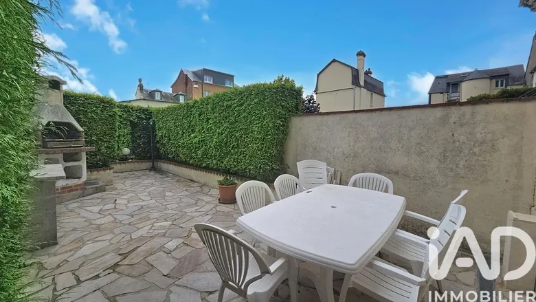 Maison 4 pièces 75 m² · à Lisieux · 75 m² · 160 000 €