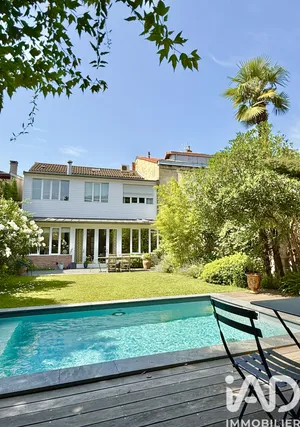 Maison à Bordeaux (33000)