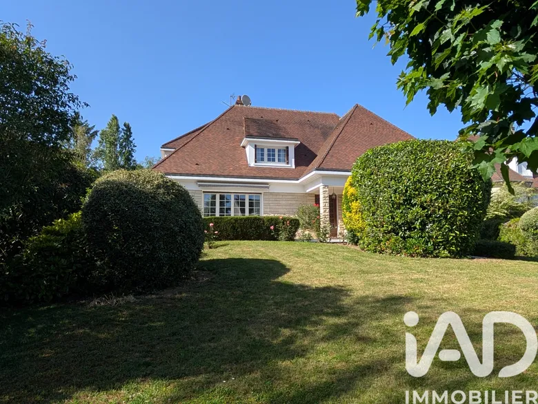 Maison 7 pièces 168 m² · à Saint-Georges-sur-Baulche · 168 m² · 413 000 €